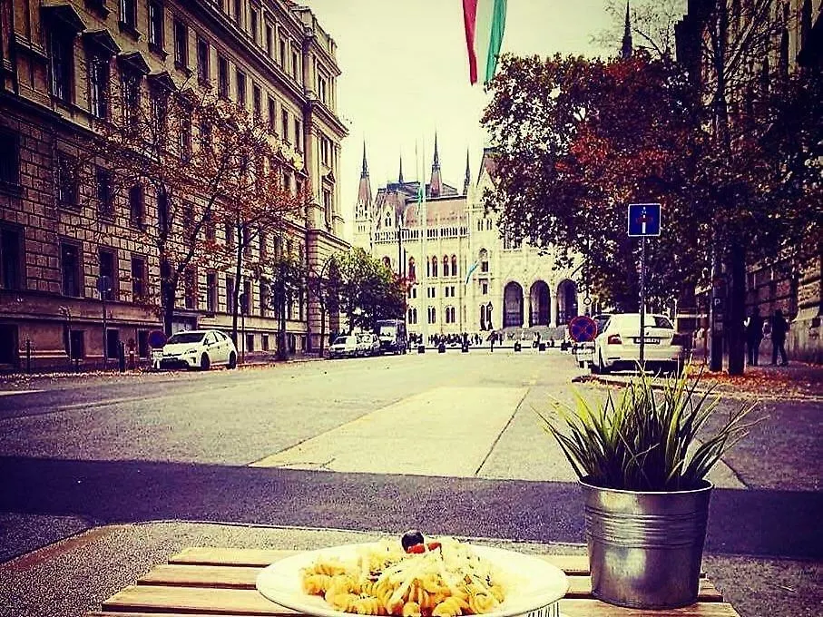 Parliament Apartment Alkotmany Utca 4 Budapest 0*,  Hungary